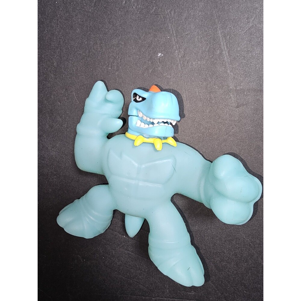 Heroes of Goo Jit Zu TYRO All Stars Single Action Figure Chomp Attack